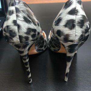 Grey patent leopard pumps